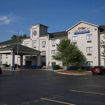 Baymont By Wyndham Portage Hotel Exterior foto