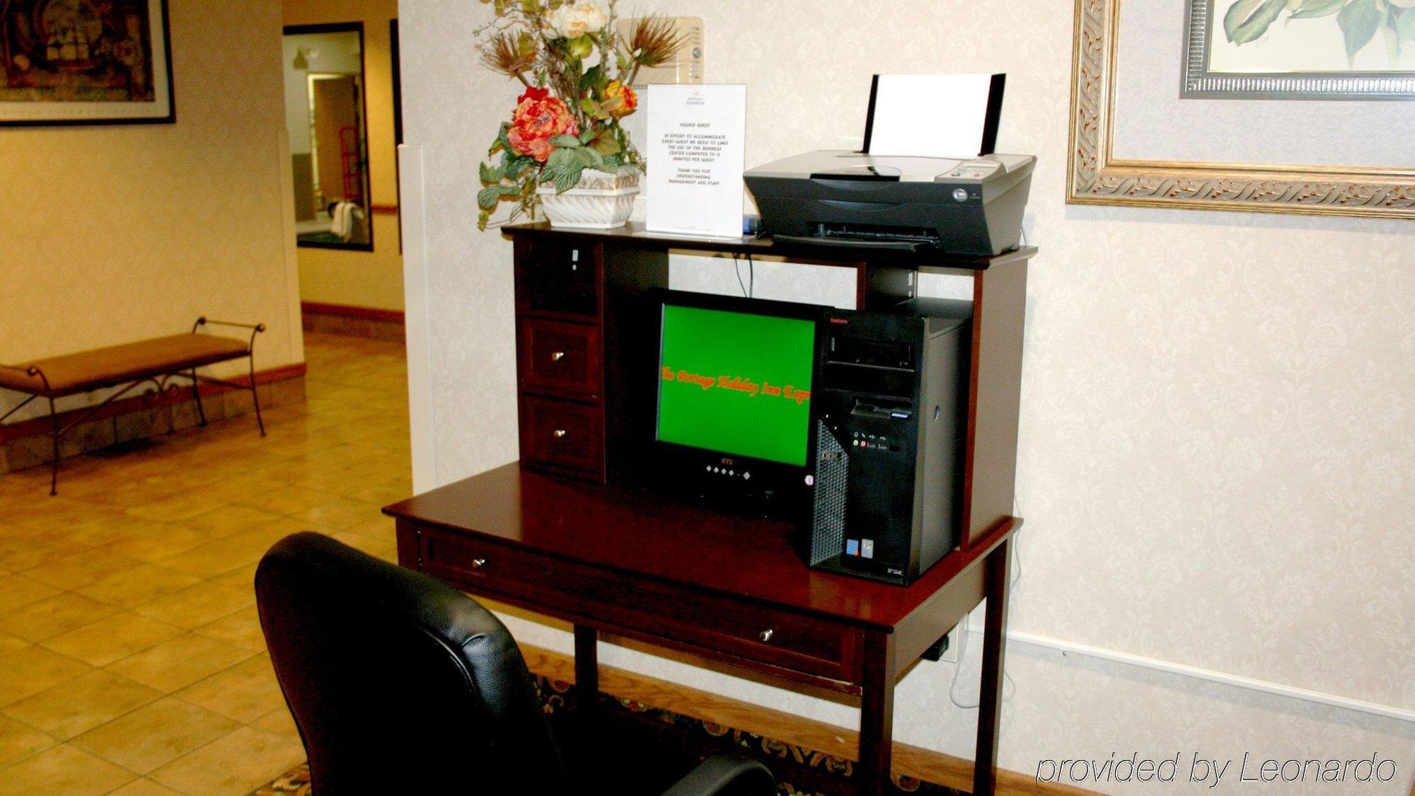Baymont By Wyndham Portage Hotel Interior foto