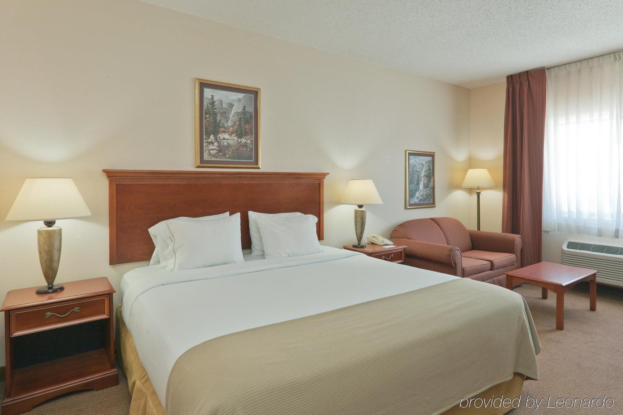 Baymont By Wyndham Portage Hotel Quarto foto