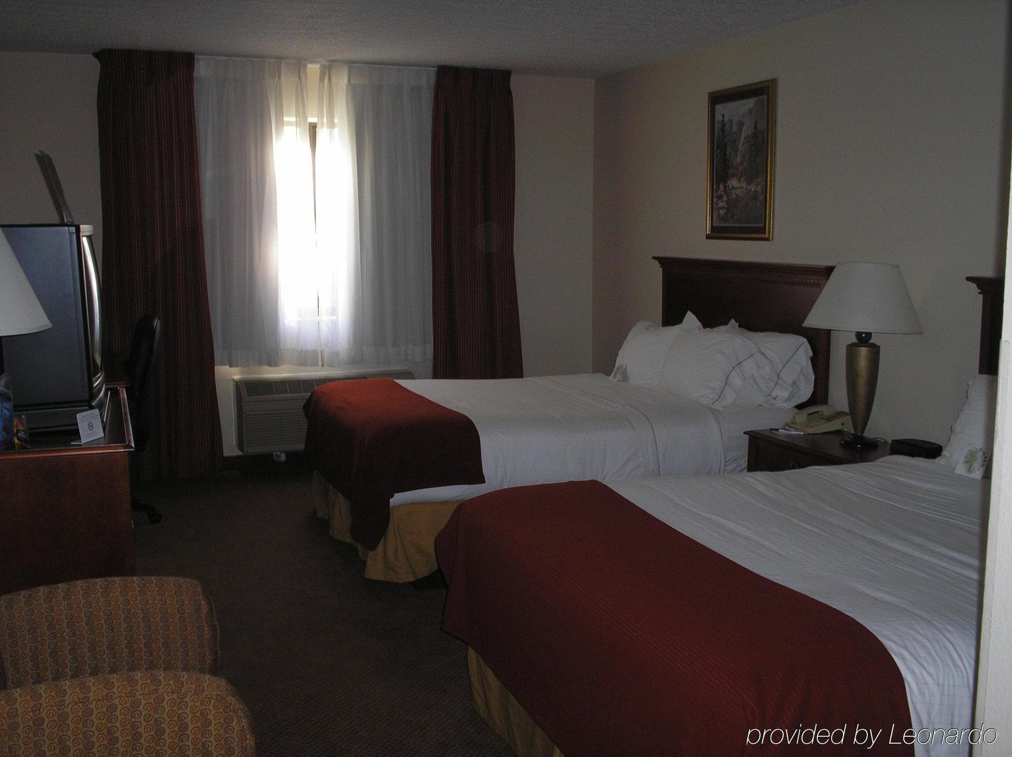 Baymont By Wyndham Portage Hotel Quarto foto