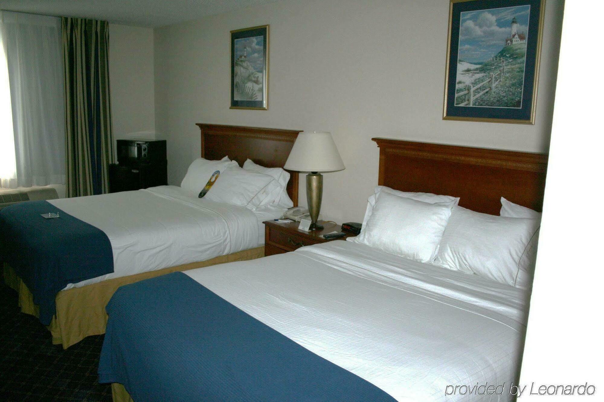 Baymont By Wyndham Portage Hotel Quarto foto